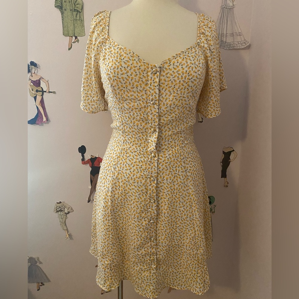 Yellow floral Tea Dress Sz L